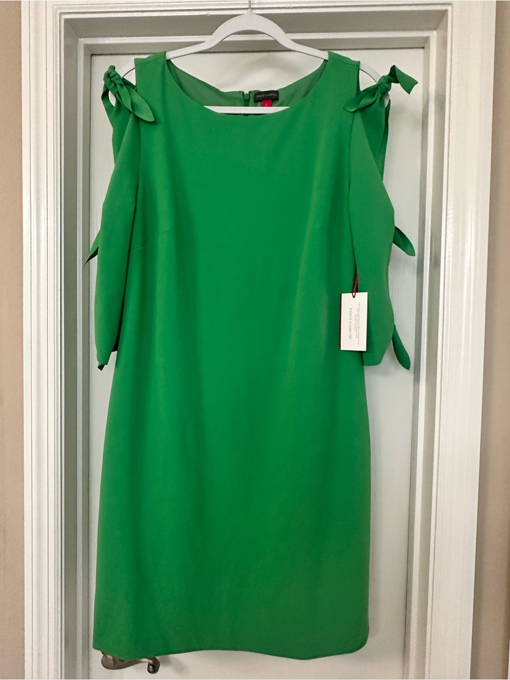 Vince Camuto Green Cold-Shoulder Midi Dress with Tie Sleeves